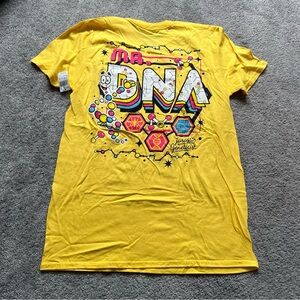 NWT Universal Orlando Jurassic World DNA Shirt Size M